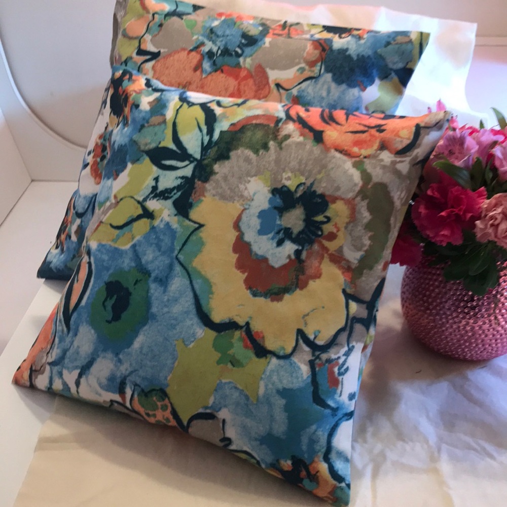 Decorative Throw Pillows